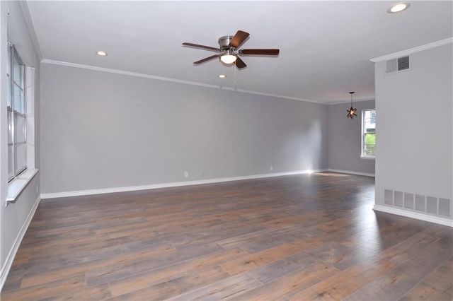 4945 N Hall Street F-4945, Dallas, TX 75235