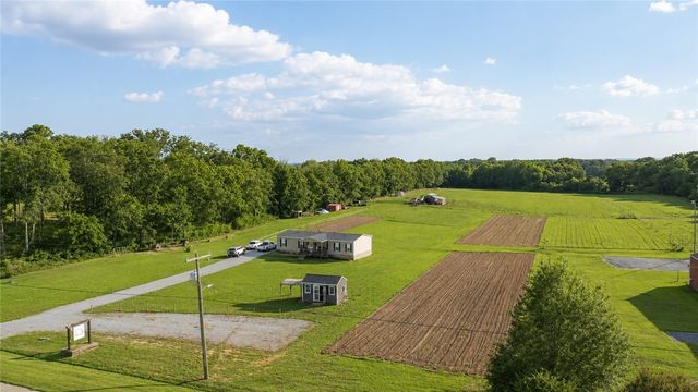 7900 81 S Highway, Starr, SC 29684