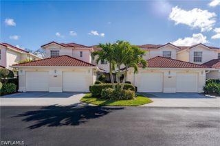 640 Lalique CIR 405, Naples, FL 34119