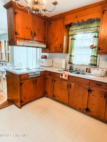 1110 Vance Street E, Wilson, NC 27893