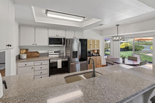 3225 Argonaut Ave, Rocklin, CA 95677