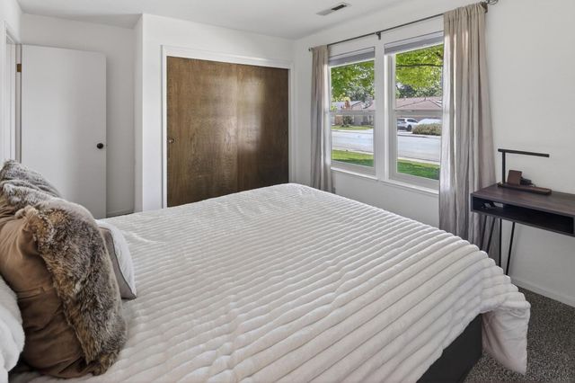 3225 Argonaut Ave, Rocklin, CA 95677