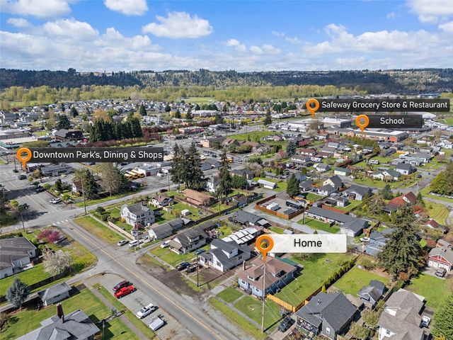 211 Calistoga Street E, Orting, WA 98360