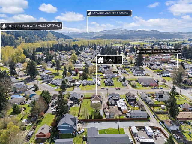 211 Calistoga Street E, Orting, WA 98360