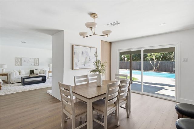 958 Fairway, Bakersfield, CA 93309