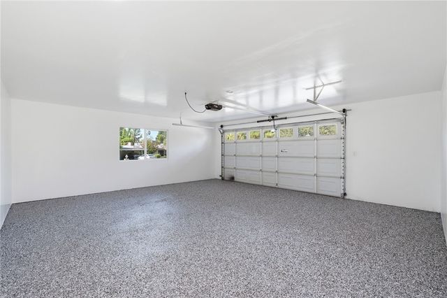 958 Fairway, Bakersfield, CA 93309