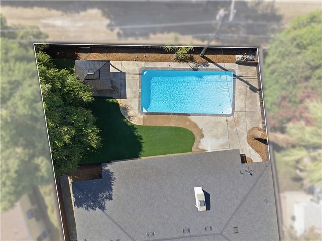 958 Fairway, Bakersfield, CA 93309