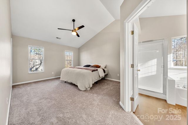 7515 Crestside Lane, Charlotte, NC 28227