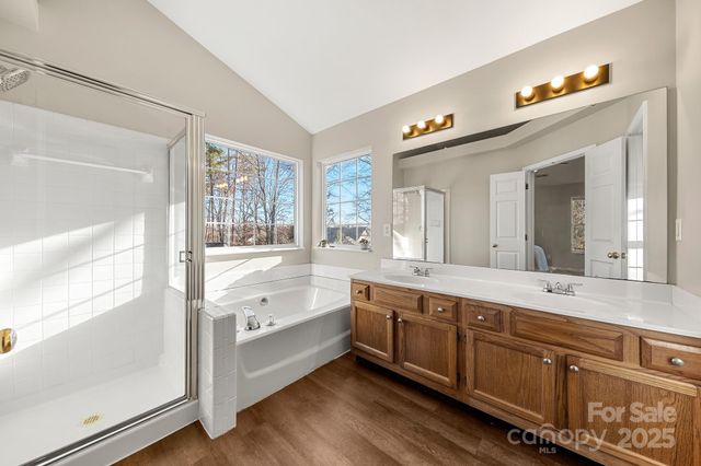 7515 Crestside Lane, Charlotte, NC 28227