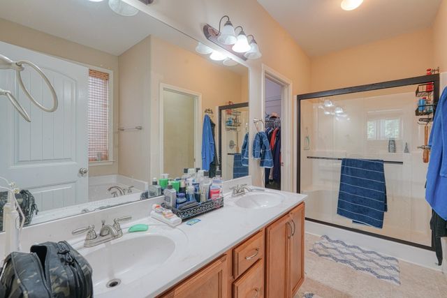 921 Benchmark Drive, Wellford, SC 29385