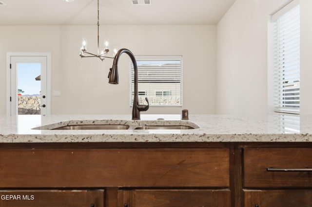 11868 Jenwood Place, El Paso, TX 79934