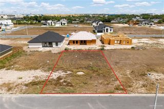 305 N 30th Street, Hidalgo, TX 78557