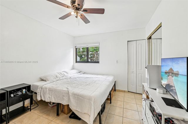 1901 NW S River Dr 16B, Miami, FL 33125
