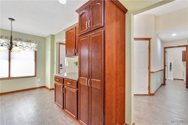 5 Saint Davids Road, Lancaster, NY 14086