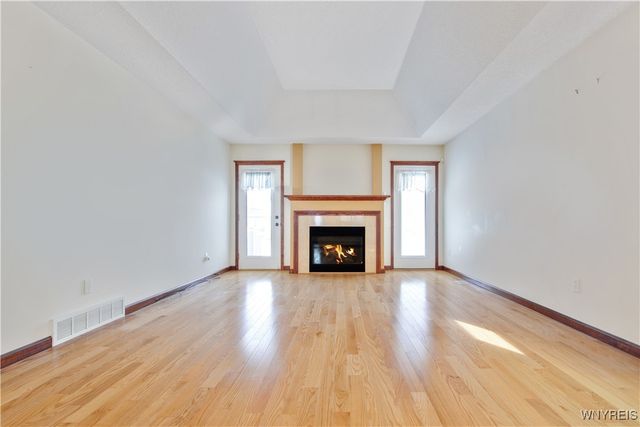 5 Saint Davids Road, Lancaster, NY 14086