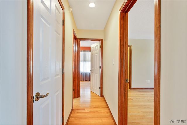 5 Saint Davids Road, Lancaster, NY 14086