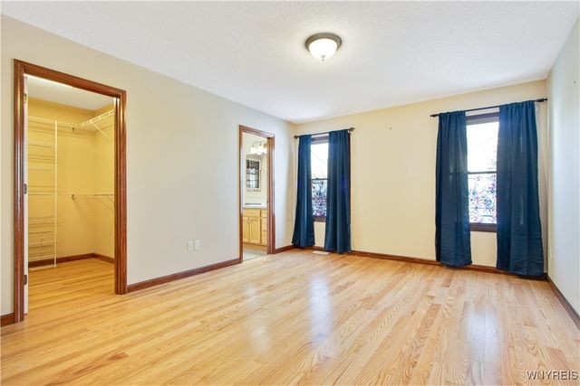 5 Saint Davids Road, Lancaster, NY 14086