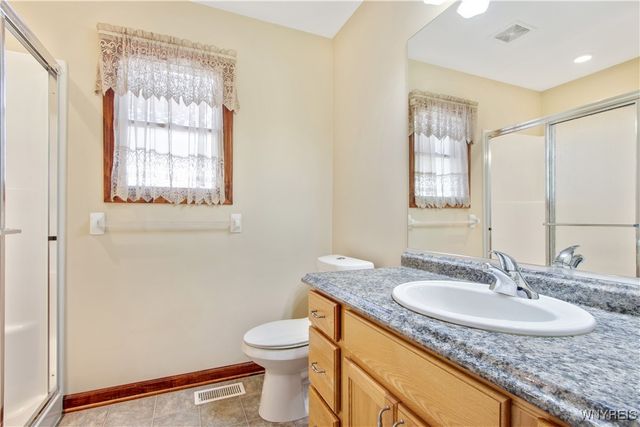 5 Saint Davids Road, Lancaster, NY 14086