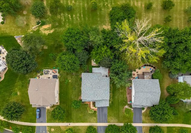 16332 Spring Creek Lane, Plainfield, IL 60586