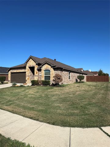 4101 Bridle Path Lane, Sanger, TX 76266