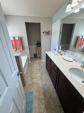 4101 Bridle Path Lane, Sanger, TX 76266
