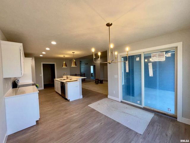 1701 Ambleside Drive, Springfield, IL 62711