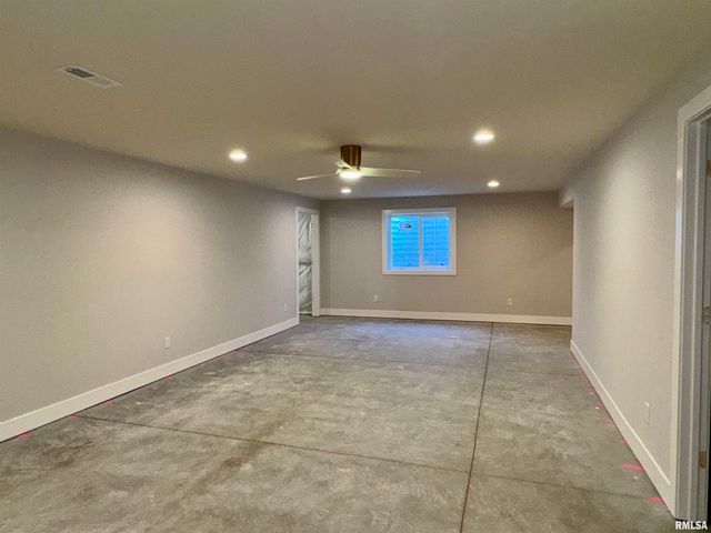 1701 Ambleside Drive, Springfield, IL 62711