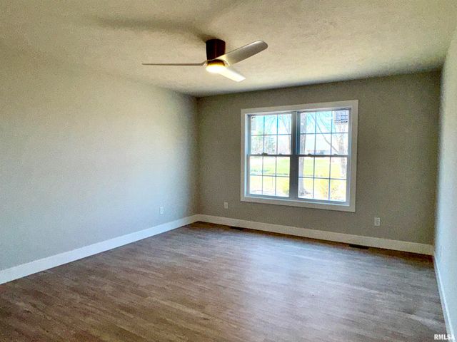 1701 Ambleside Drive, Springfield, IL 62711