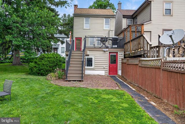 675 E MARKET ST, Marietta, PA 17547
