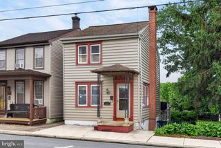 675 E MARKET ST, Marietta, PA 17547