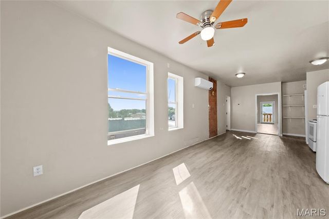 318 Broadway Street, Elsberry, MO 63343