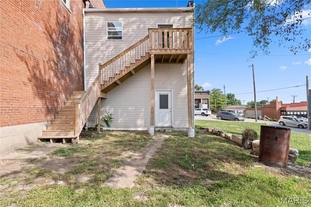 318 Broadway Street, Elsberry, MO 63343