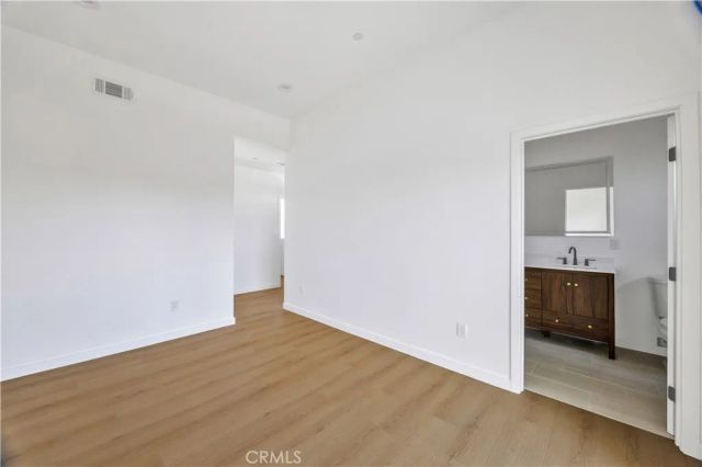 10905 Dalerose Avenue, Inglewood, CA 90304