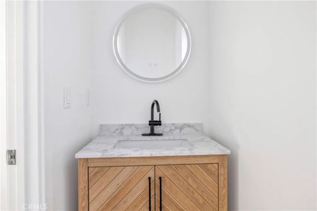 10905 Dalerose Avenue, Inglewood, CA 90304