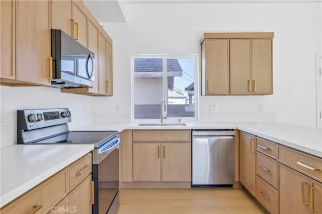 10905 Dalerose Avenue, Inglewood, CA 90304