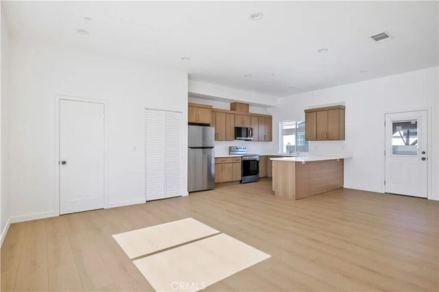 10905 Dalerose Avenue, Inglewood, CA 90304