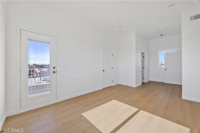 10905 Dalerose Avenue, Inglewood, CA 90304