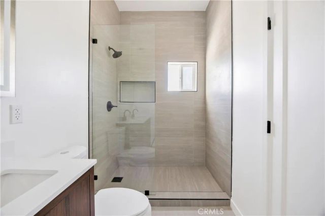 10905 Dalerose Avenue, Inglewood, CA 90304