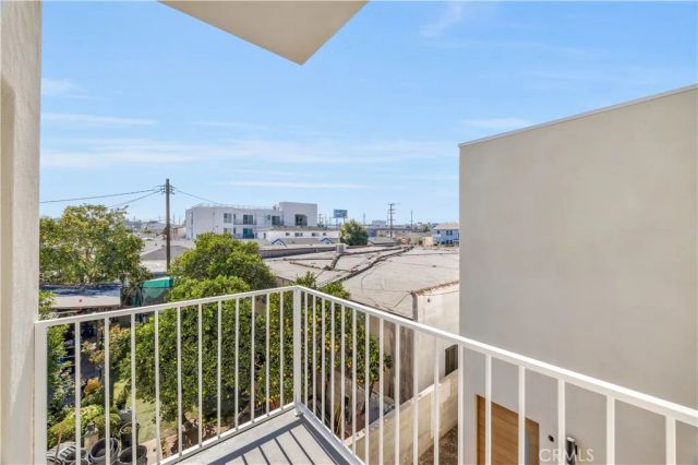 10905 Dalerose Avenue, Inglewood, CA 90304