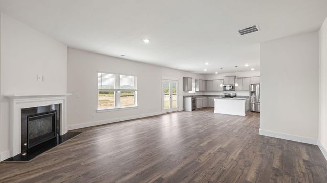 8001 Watercolour Lane, Ooltewah, TN 37363