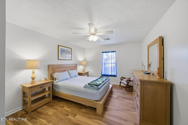 2312 Scenic Mountain Drive, Sevierville, TN 37876