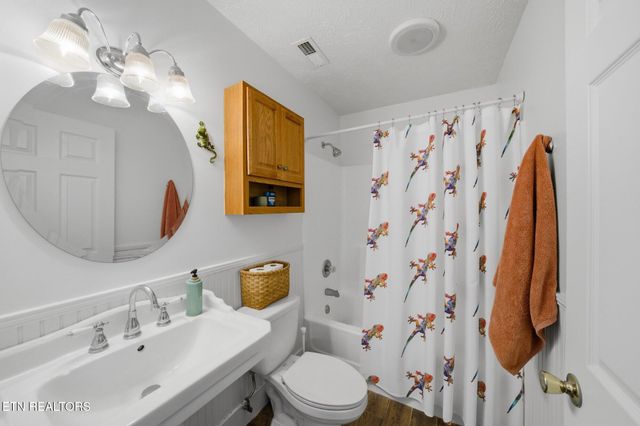 2312 Scenic Mountain Drive, Sevierville, TN 37876