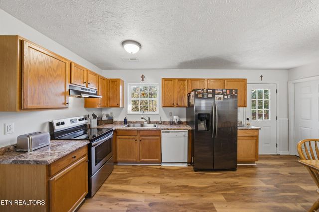 2312 Scenic Mountain Drive, Sevierville, TN 37876