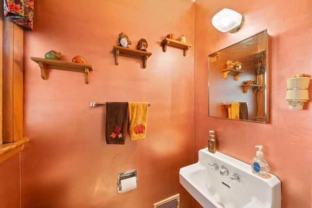 3722 Saint Clair STREET, Racine, WI 53402