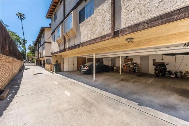 408 N Catalina 6, Pasadena, CA 91106