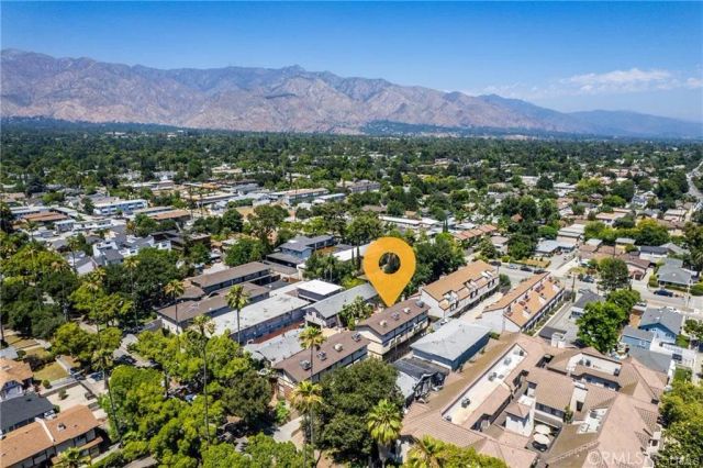 408 N Catalina 6, Pasadena, CA 91106
