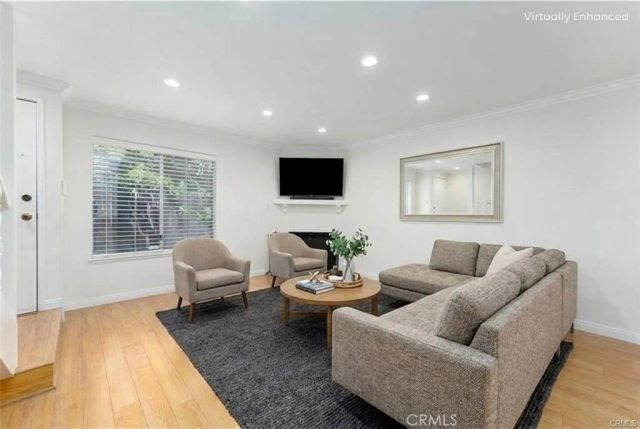 408 N Catalina 6, Pasadena, CA 91106