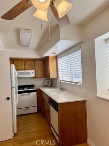 408 N Catalina 6, Pasadena, CA 91106