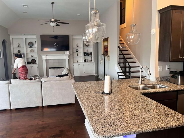 8254 HOLSTON DR, Memphis, TN 38125