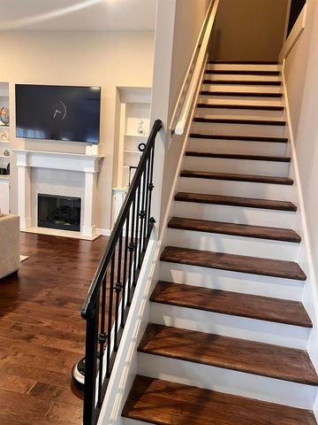 8254 HOLSTON DR, Memphis, TN 38125